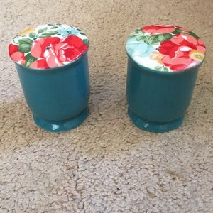 Pioneer Women Salt & Pepper Shaker